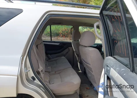 2005 Toyota 4Runner Sr5 V6 z USA, uszkodzony, nr VIN JTEBU14R250062837